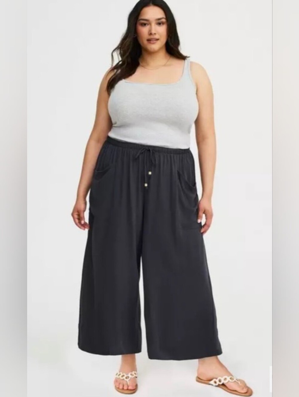 Torrid Dark Grey Wide-Leg Gauze Crop Pants - 3X